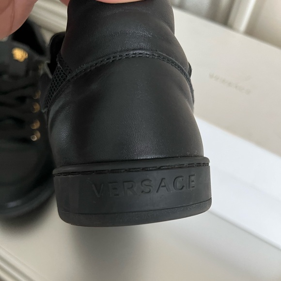 Versace Shoes Calf Skin Leather Medusa Logo - Picture 3 of 6